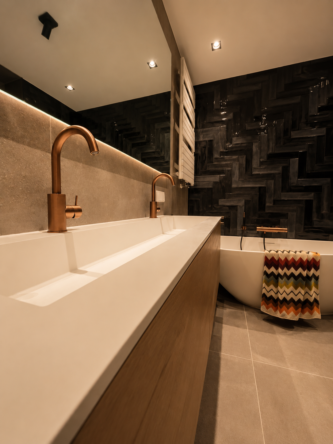 Luxe-badkamer-afwerking-aannemer-iconic-interiors-amsterdam